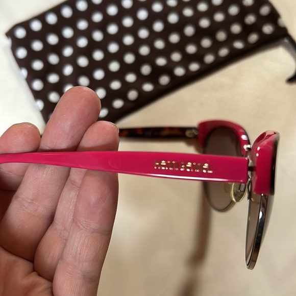 Henri Bendel Fuschia & Tortoise Shell Sunglasses - Picture 3 of 9